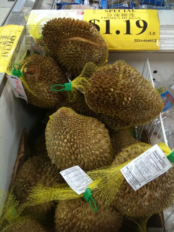 Sầu riêng đông lạnh nguyên trái